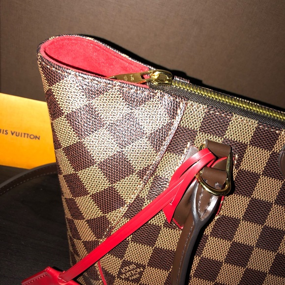 ✅Sold✅Louis Vuitton Damier Ebene  caissa Pm tote - Picture 3 of 8
